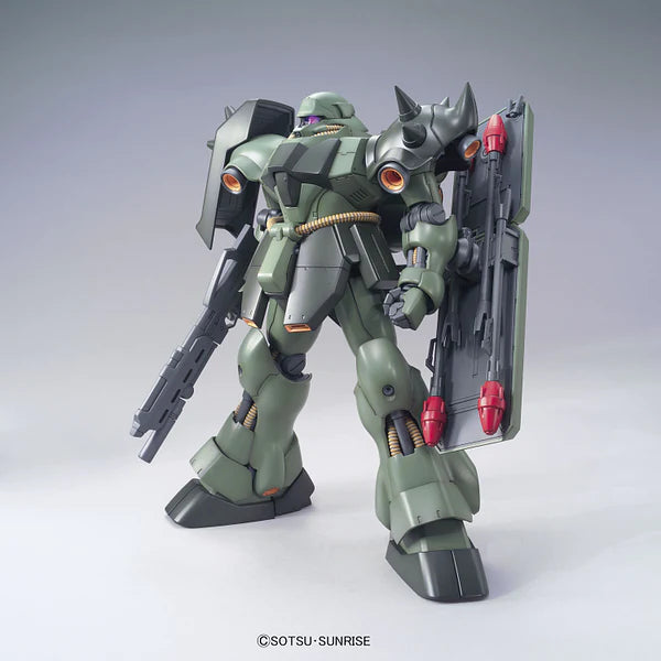 MG  Geara Doga 1/100