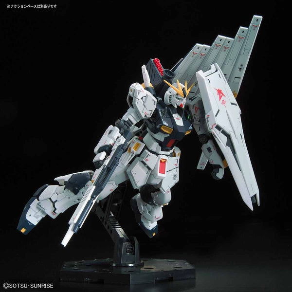RG #32 Nu Gundam 1/144