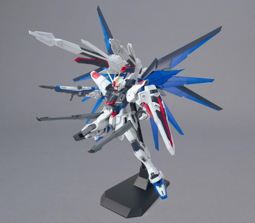 MG Freedom Gundam Ver.2.0 1/100 – Toronto Gundam