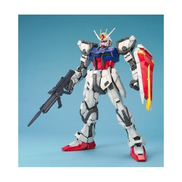 PG GAT-X105 ストライクガンダム　STRIKE GUNDAM Gundam GAT-X105 Strike Gundam PG 1/60 Scale : Amazon.ca